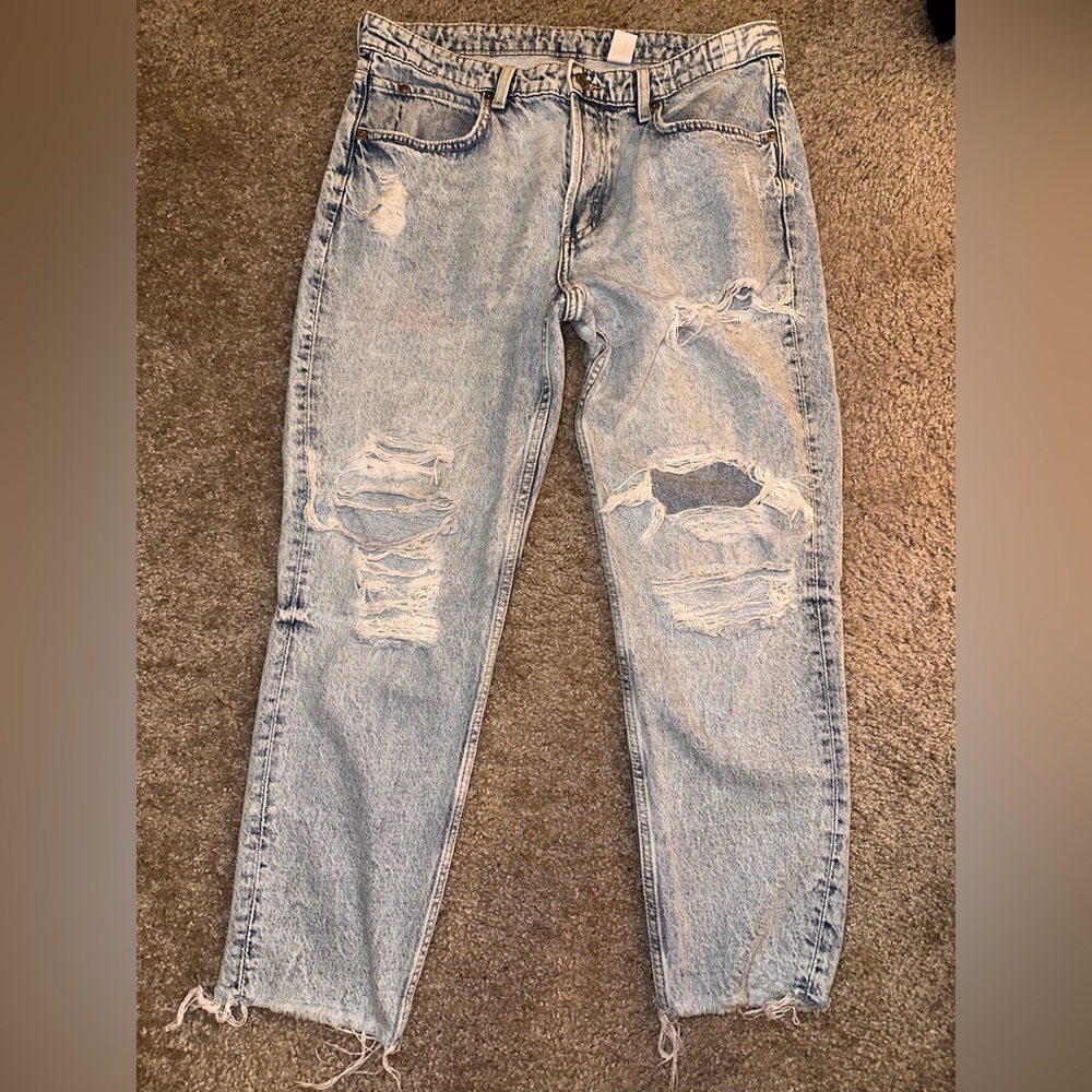 Used- Women Ripped Jeans - Size 10 - Boyfriend Low Waist